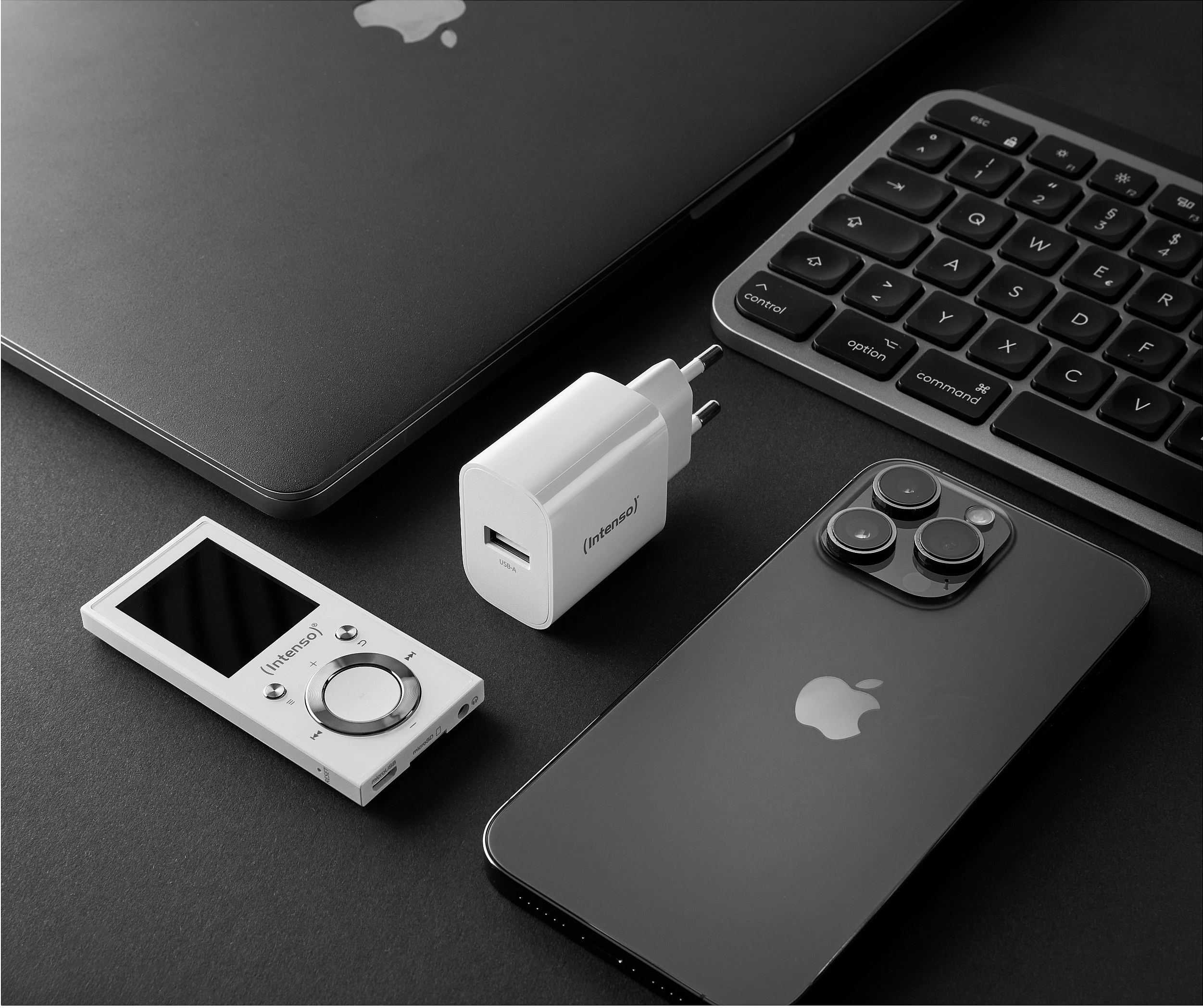 Karikues muri Intenso W5A, 1x USB-A, 5W (5V/1A), i bardhë
