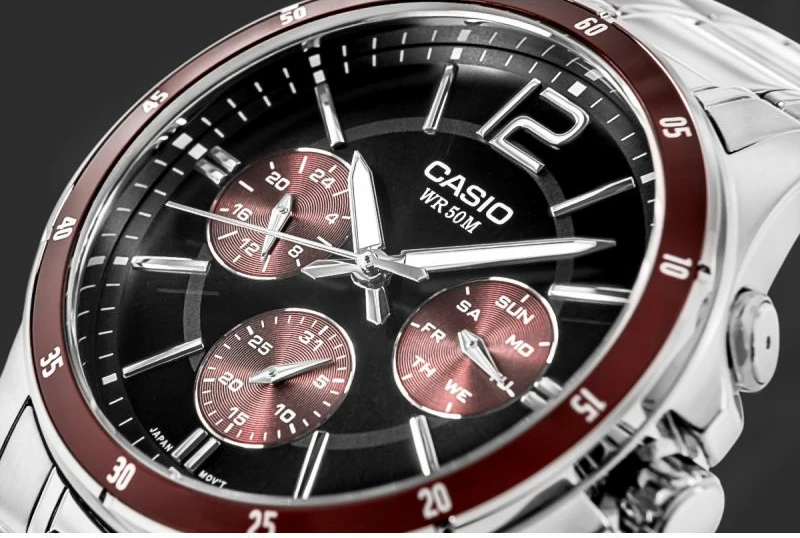 Orë dore për meshkuj CASIO, argjend