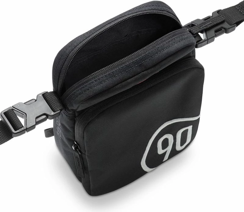 Çantë beli Nike, e zezë