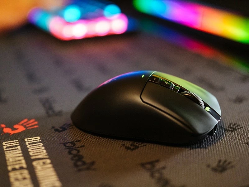Maus A4-Tech Bloody R73 Ultra, wireless, 8 butona, 26000 CPI, i zi