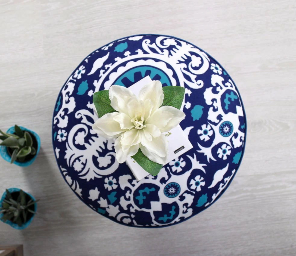Puf tradicional damask, ngjyrë kaltër-bardhë, Atelier del Sofa