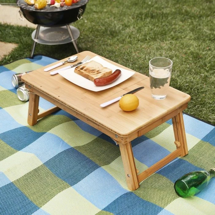 tavolinë laptopi bambu e rregullueshme SONGMICS LLD01N, 55×35 cm, për laptop deri 15.6", ngjyrë bambu natyrale