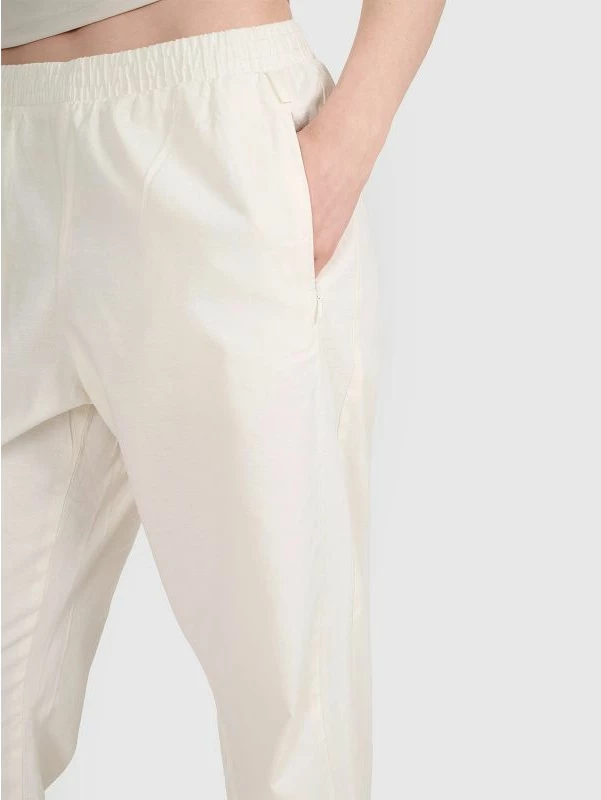 Pantallona të gjëra për femra 4F