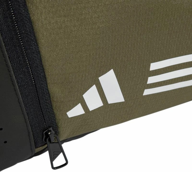 Çantë duffel adidas, e zezë dhe e gjelbër