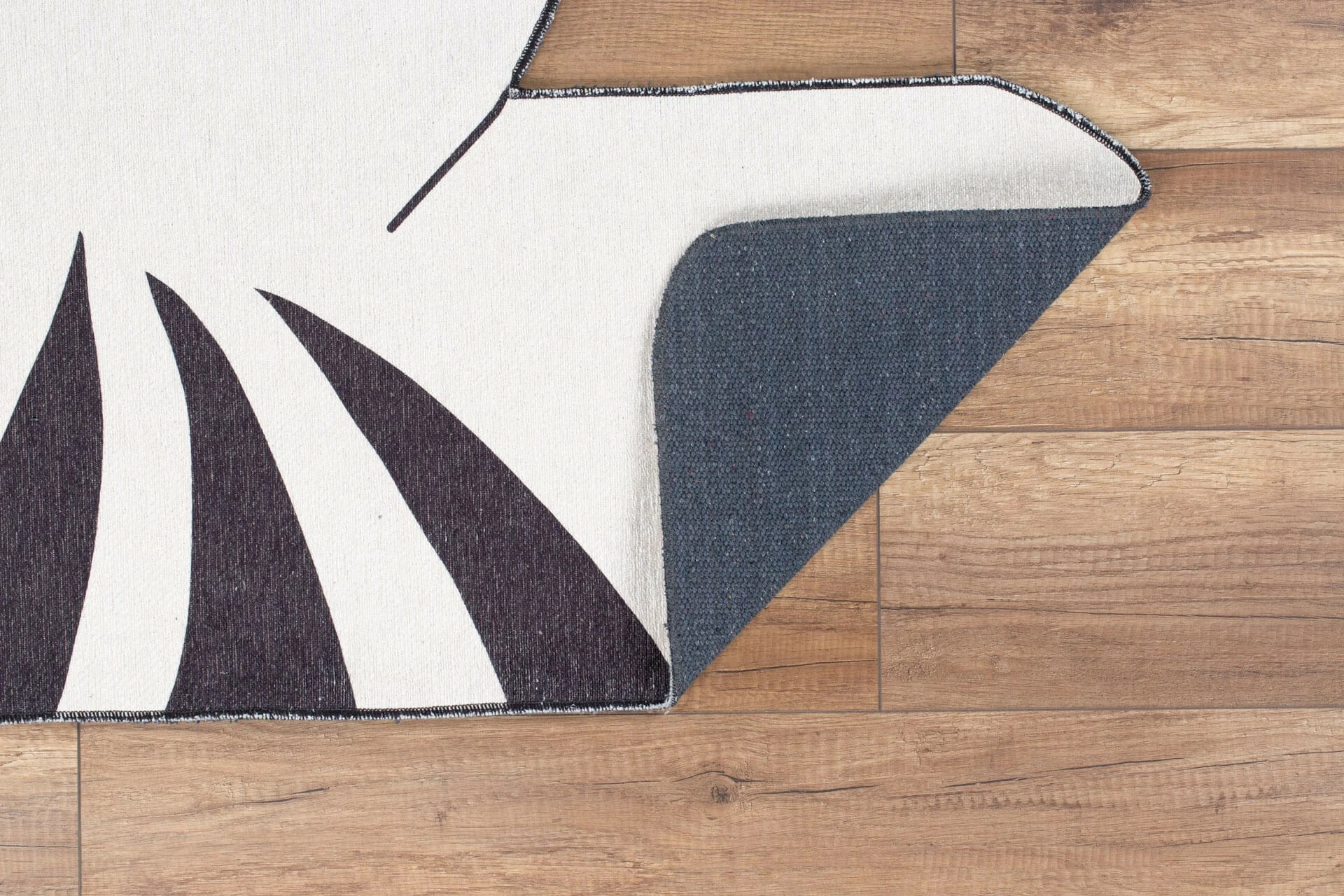 Qilim (210 x 310) Conceptum Hypnose, chenille i lehtë, krem AL 306