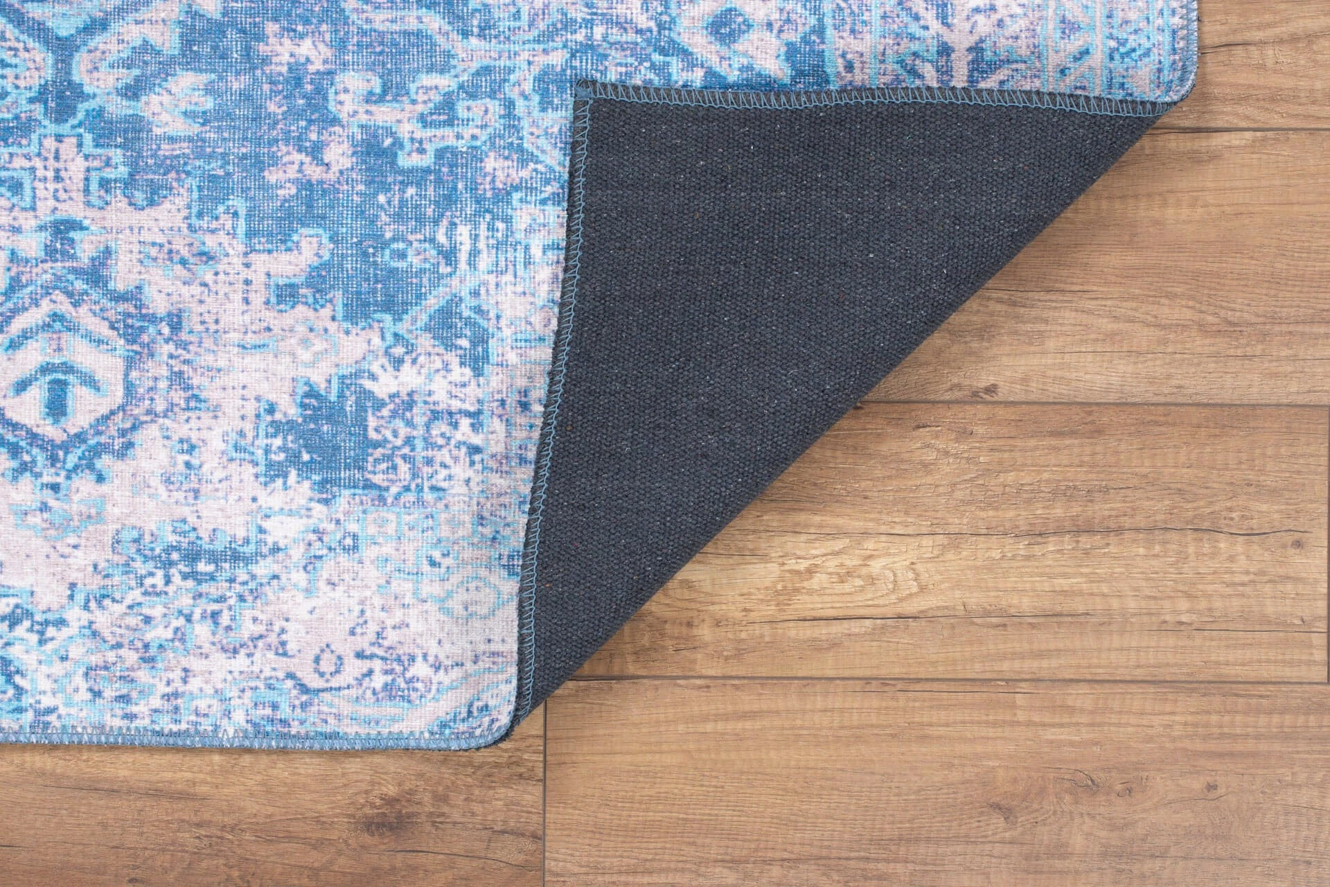 Qilim Conceptum Hypnose, chenille blu, 230x330cm