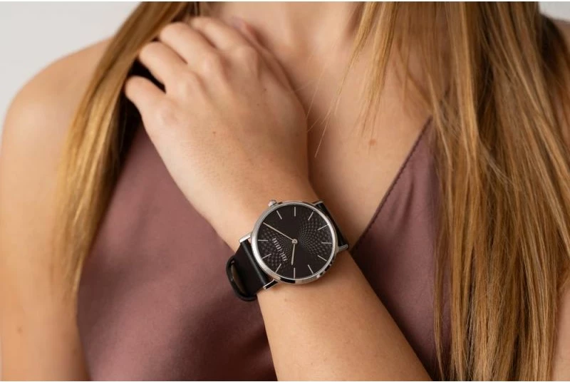 Orë dore për femra Paul Lorens, e zezë