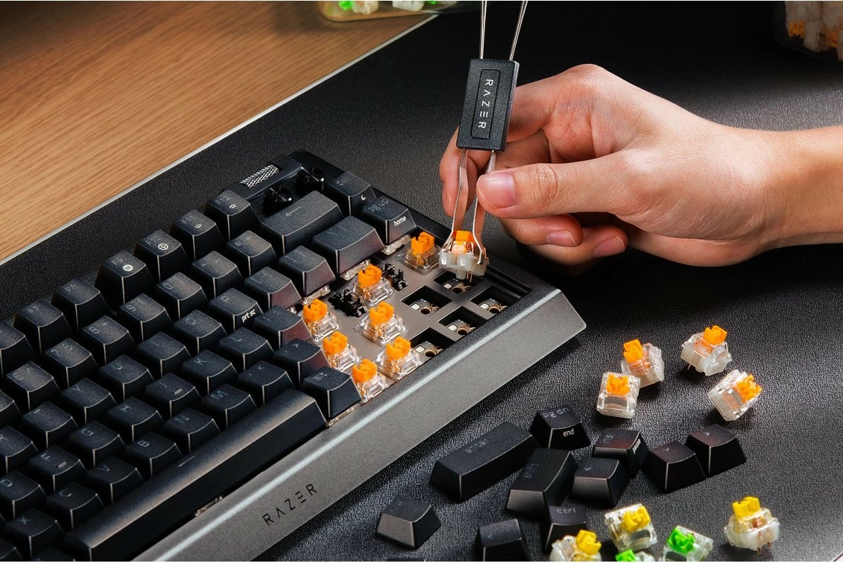 Tastierë mekanike Razer BlackWidow V4 75%, US-International, Razer Orange, e zezë