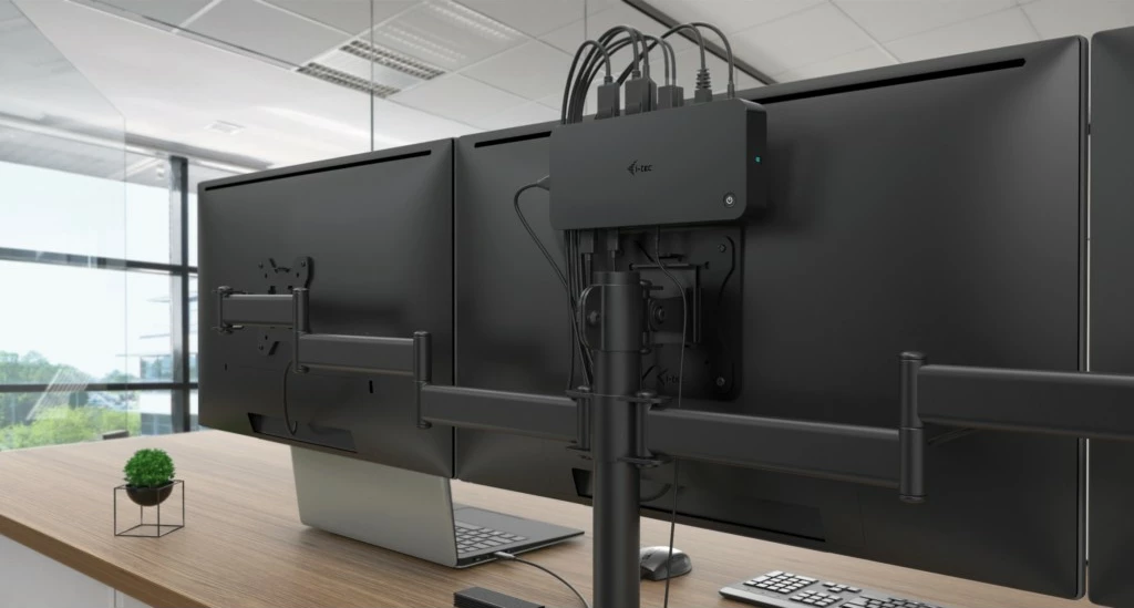 Docking station I-Tec USB 3.0/USB-C/Thunderbolt, 3x 4K, Power Delivery 100W, e zezë