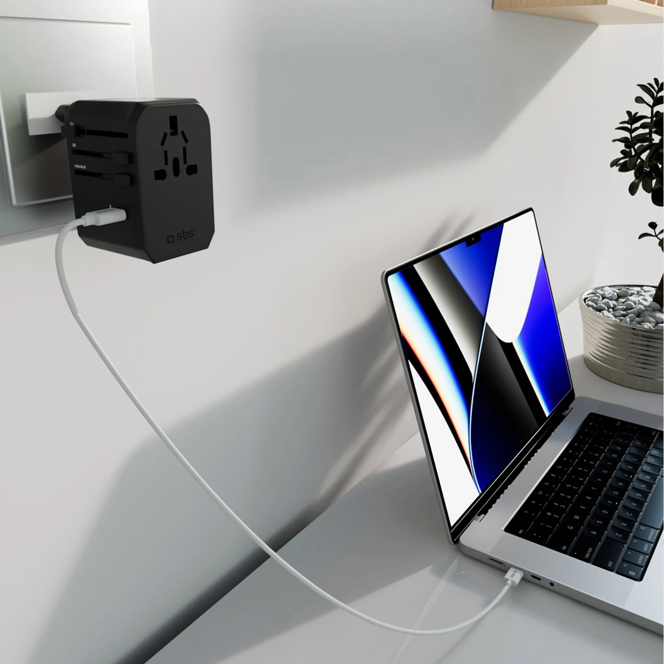 Adapter udhëtimi GaN 70W, SBS, 5 porta USB-A/USB-C, PD, prizë globale EU/UK/US/AU, me pouch, e zezë