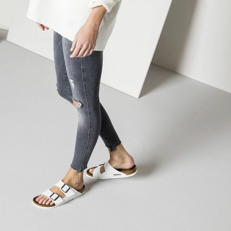 Papuqe flip-flop për femra Birkenstock, të bardha