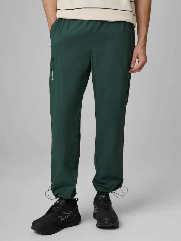 Pantallona jogger për meshkuj 4F 4FRSS26TTROM1915-40S [Madhësia: M]