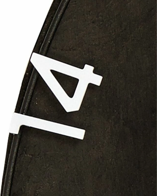 Mburojë dart Inny, e zezë