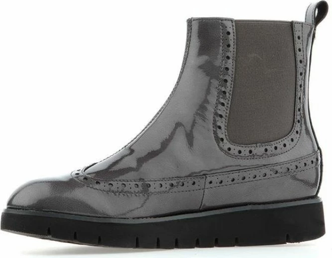 Këpucë të larta Geox për femra