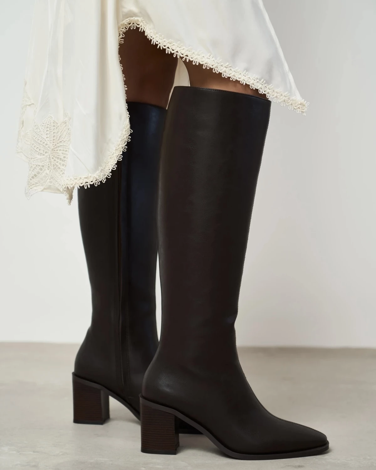Isabella Dark Brown