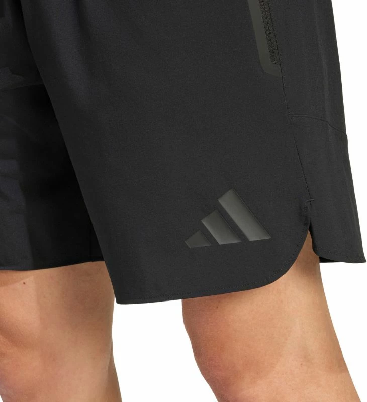 Shorce për meshkuj adidas Tiro Travel Woven JM5542, të zeza [Madhësia: M]