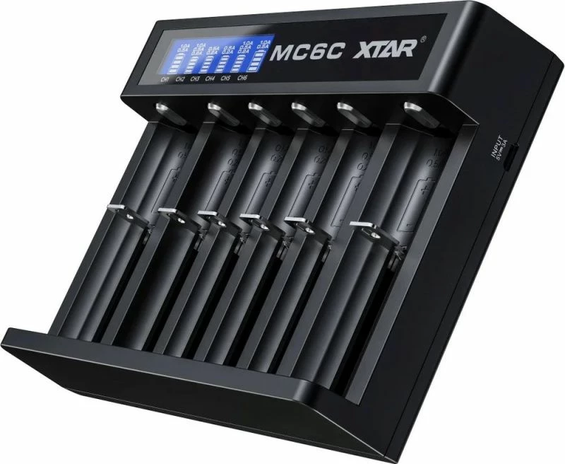 Karikues baterish XTAR MC6C, i zi, 6 vende