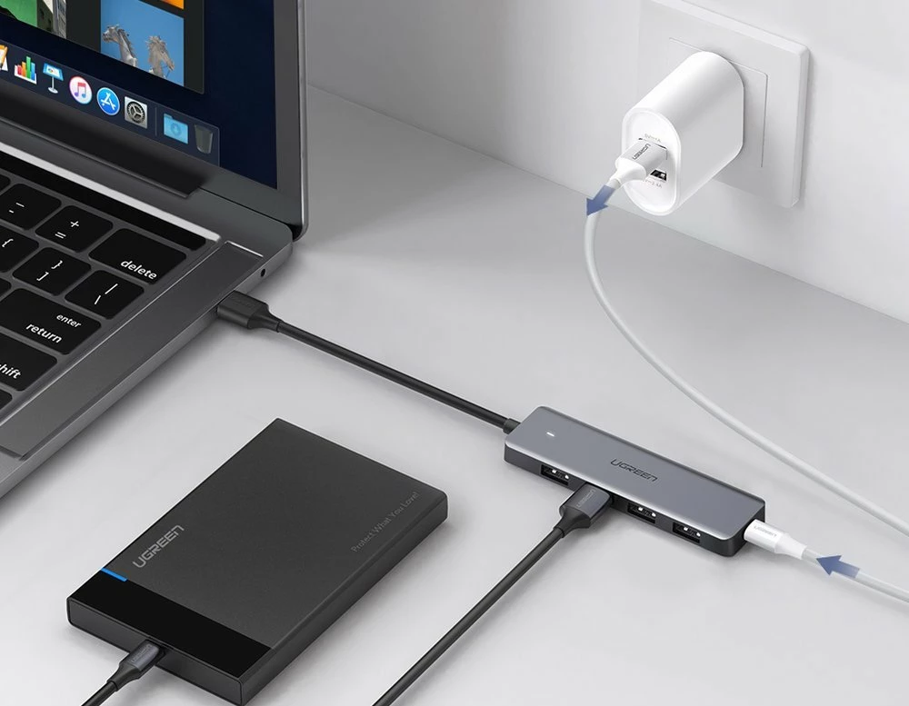 Kasë USB HUB Ugreen CM219 50985, 4x USB 3.2 Gen 1, me port micro USB për rrymë, Gri