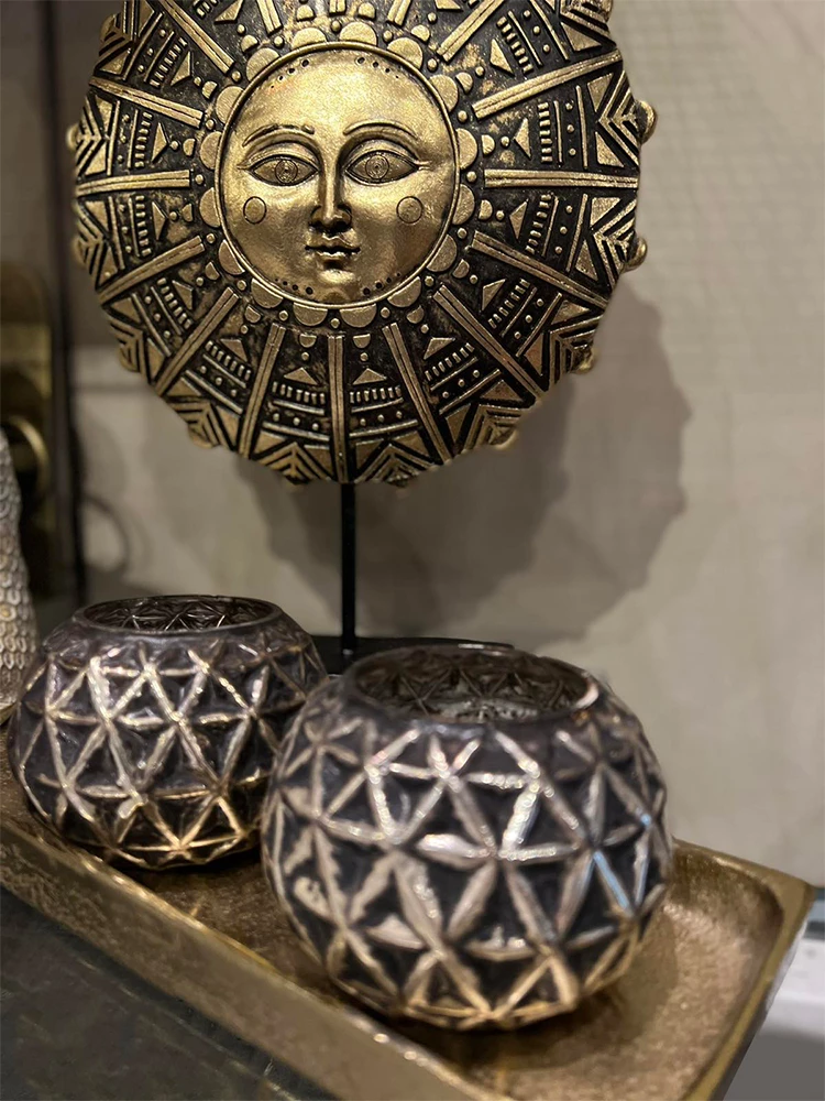 Totem dekorativ Osiris, polirezine, bazë metalike, bronz e zi, 28x8x40cm