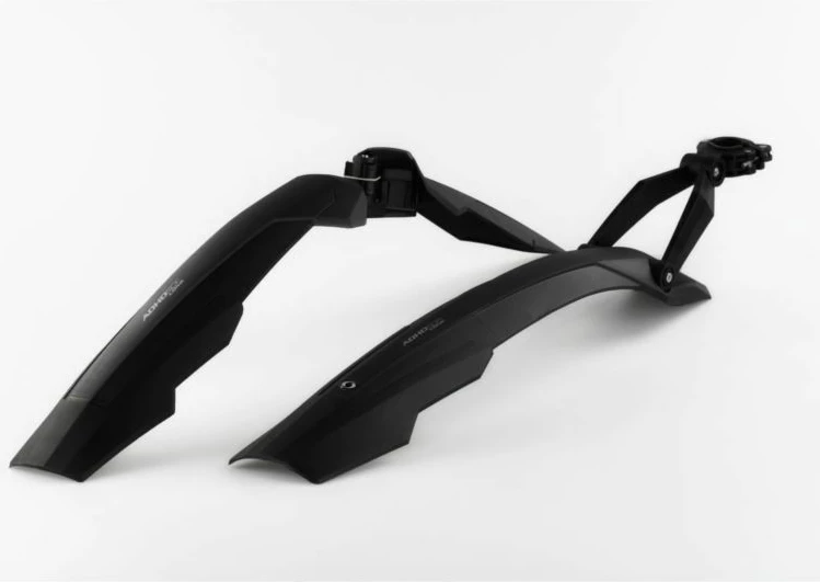 Mburoja biçiklete Simpla, të zeza