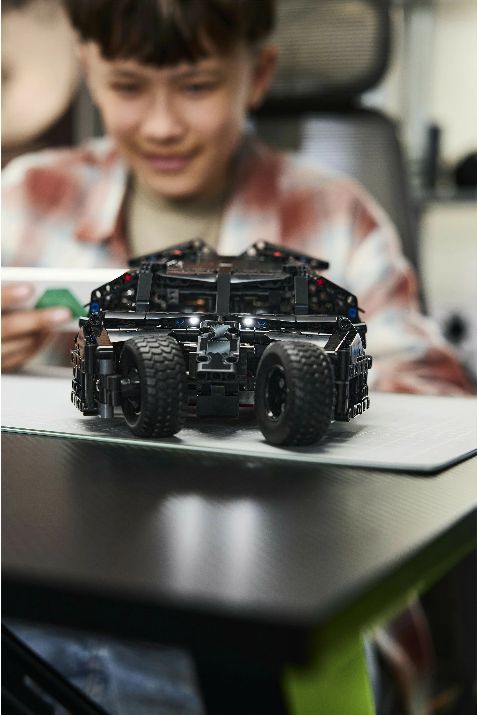 Set ndërtimi LEGO Technic 42239 Batmobile Tumbler, 719 pjesë, Control+, multicolor