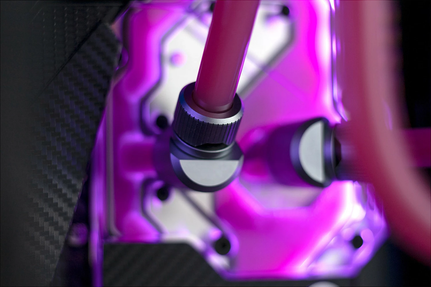 Fiting 90° EK Water Blocks EK-Quantum Torque, G1/4 mashkull në G1/4 femër, rrotullues, Satin Titanium