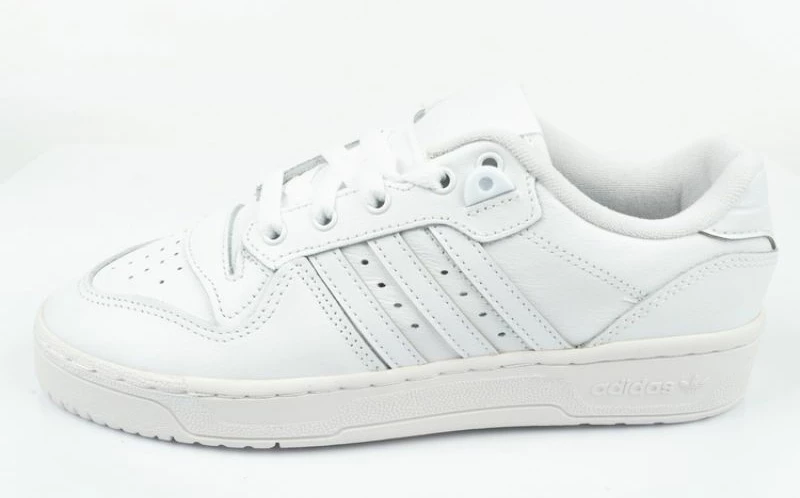 Atlete për femra adidas, të bardha