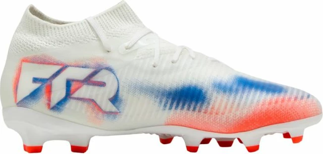 Atlete futbolli për fëmijë Puma, të bardha