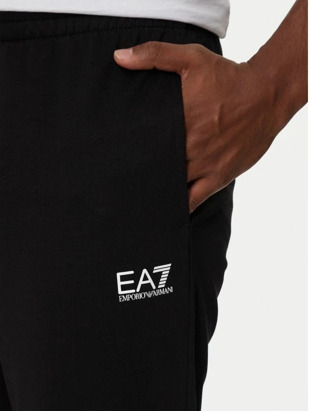 Trenerka për meshkuj Emporio Armani, të zeza