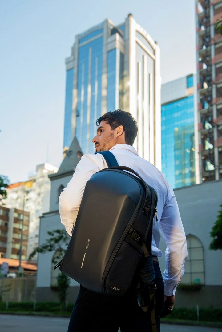 Çantë shpine XD DESIGN BIZZ, P705.931, 25 L, E zezë