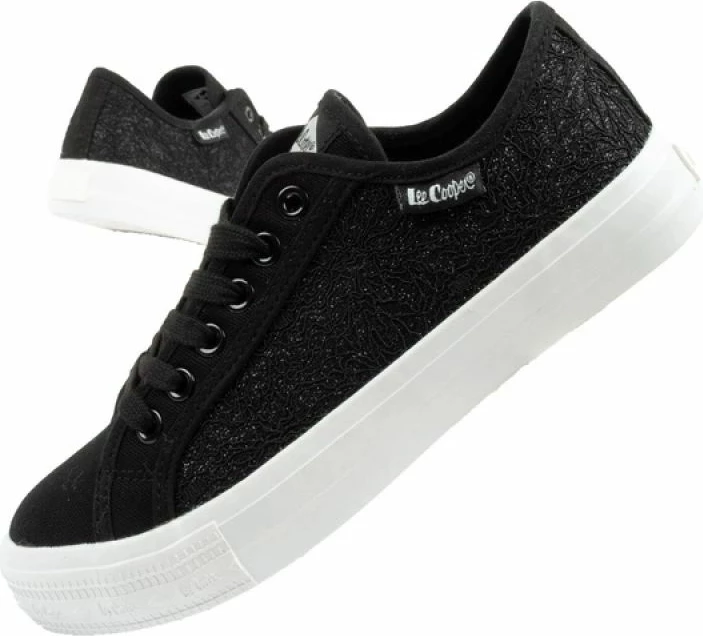 Atlete femra Lee Cooper, të zeza