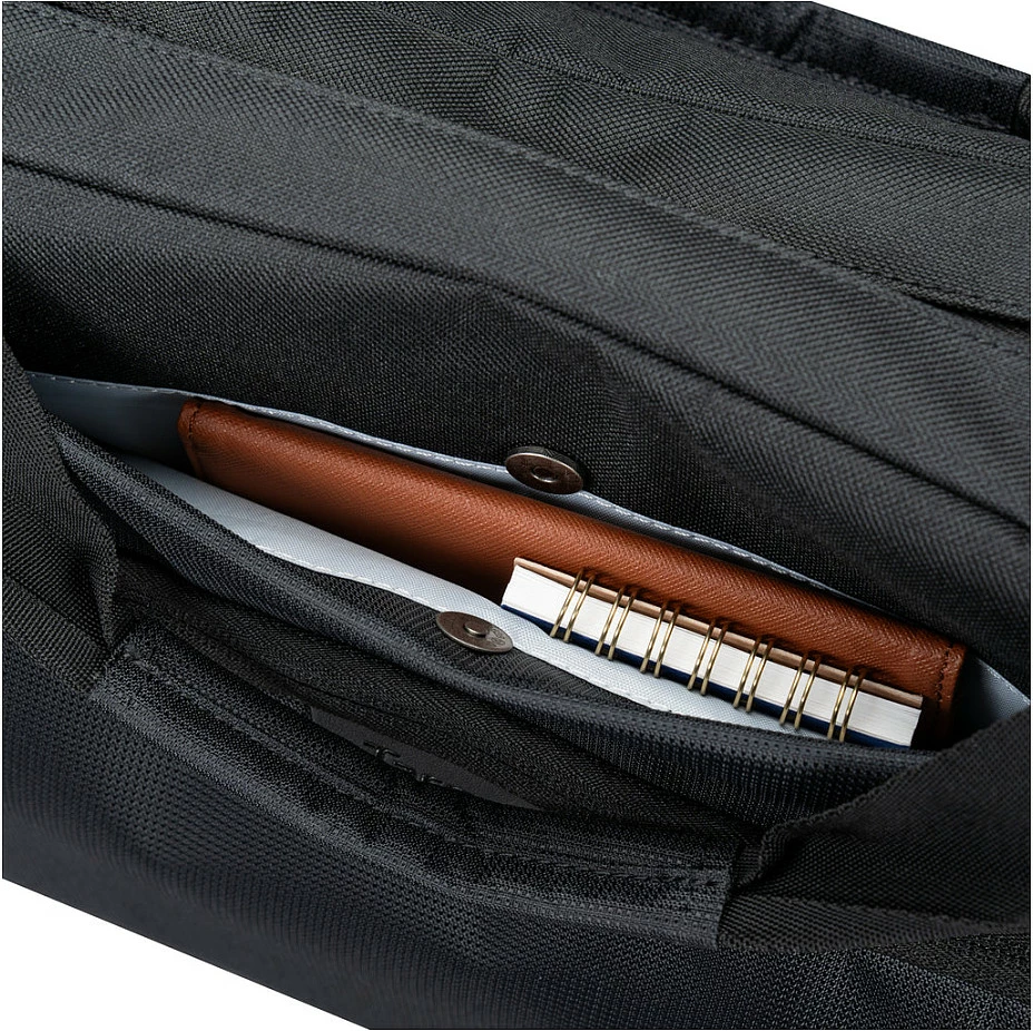 Çantë laptopi Targus Classic, 15-16", rezistente në ujë, e zezë