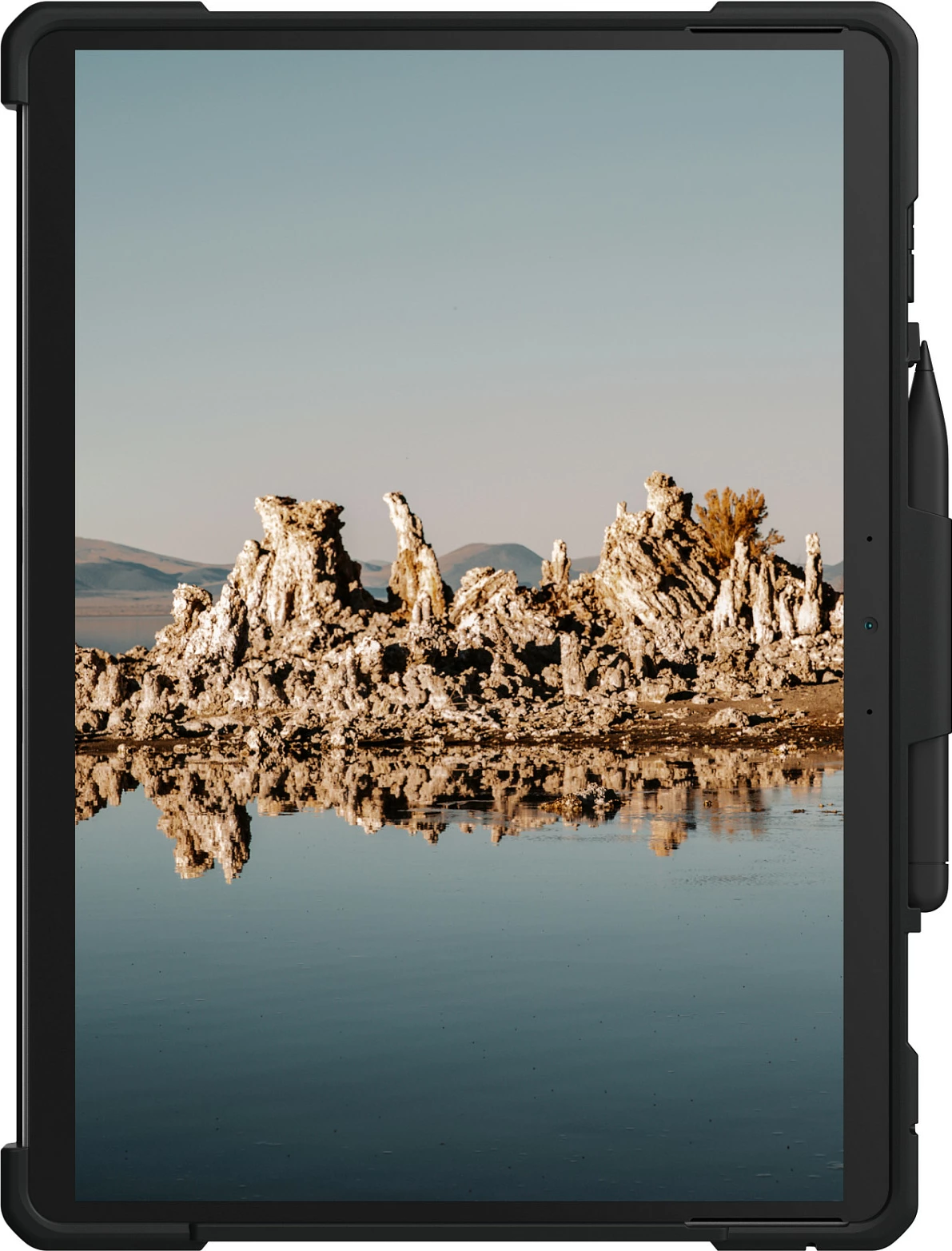 Mbështjellës rugged Urban Armor Gear Metropolis SE për Microsoft Surface Pro 9/10/11 13", me stand dhe pen loop, i zi