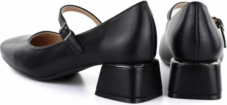 Këpucë me take të bllokut Potocki 12815, të zeza