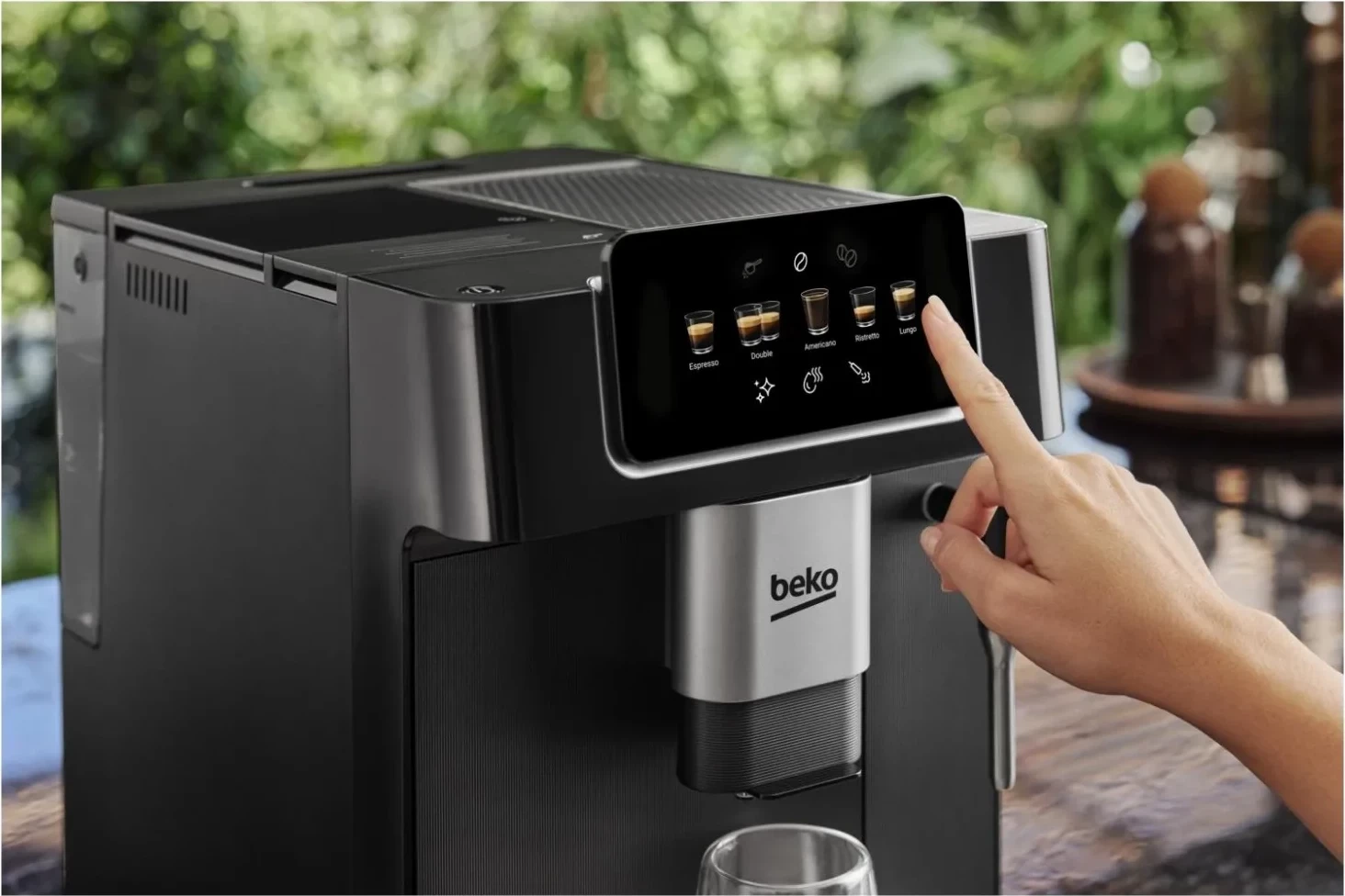 Aparat kafeje Beko CaffeExperto CEG7302B, automatik, zi