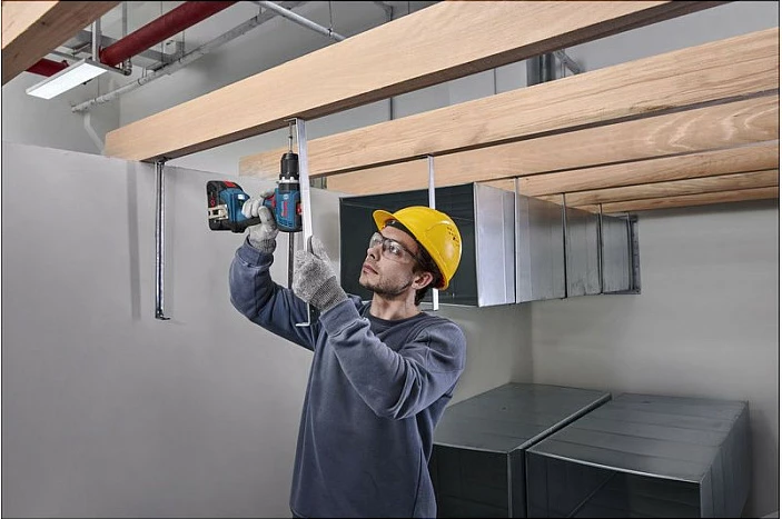 Trapan me bateri Bosch Professional GSB 18V-65, 18V, solo, në L-BOXX, kaltër/zi