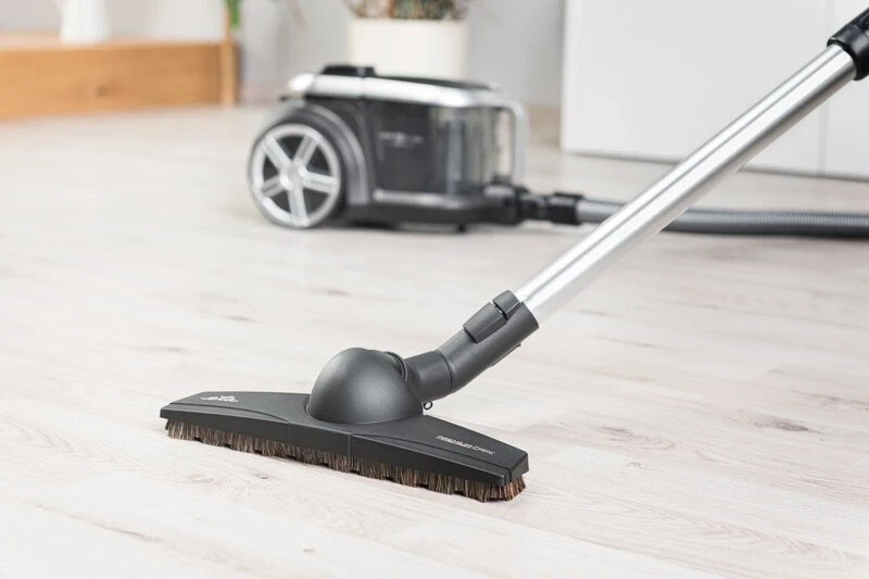 Fshesë Elektronike ETA Stormy, e zezë