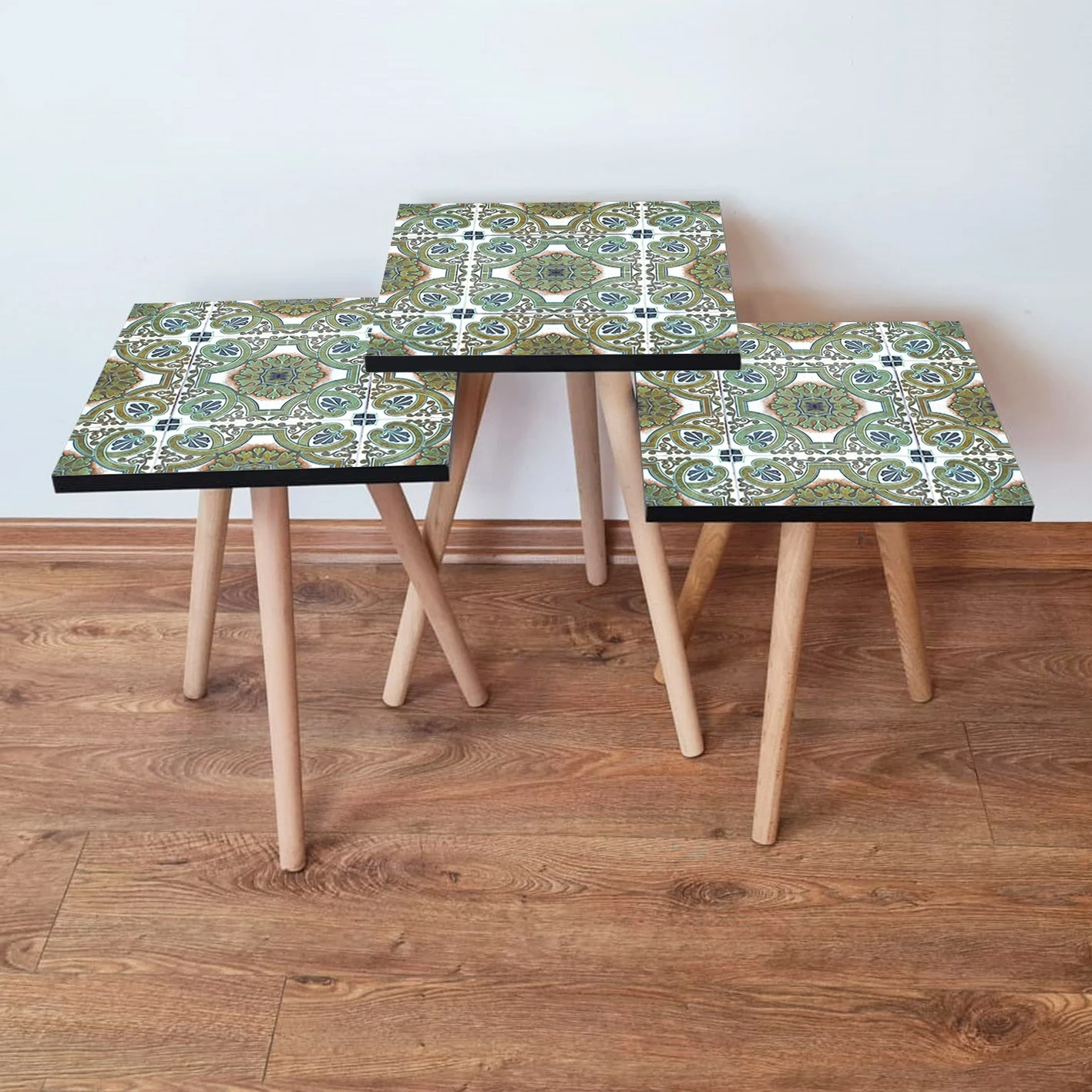 Set tavolinash ndihmëse, 3 copë, shumëngjyrëshe, Skye Decor, 3Shp39