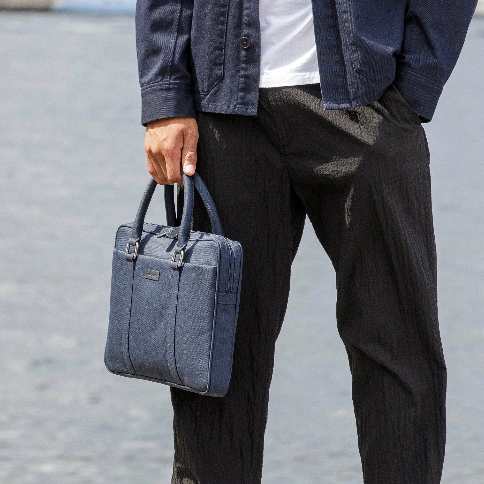 Çantë laptopi dbramante1928 Stelvio Slim Bag Pure 14" lëkurë full-grain, navy