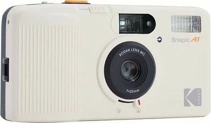 Fotoaparat analog Kodak Snapic A1, film 35mm, flash i integrum, e bardhë/ivory