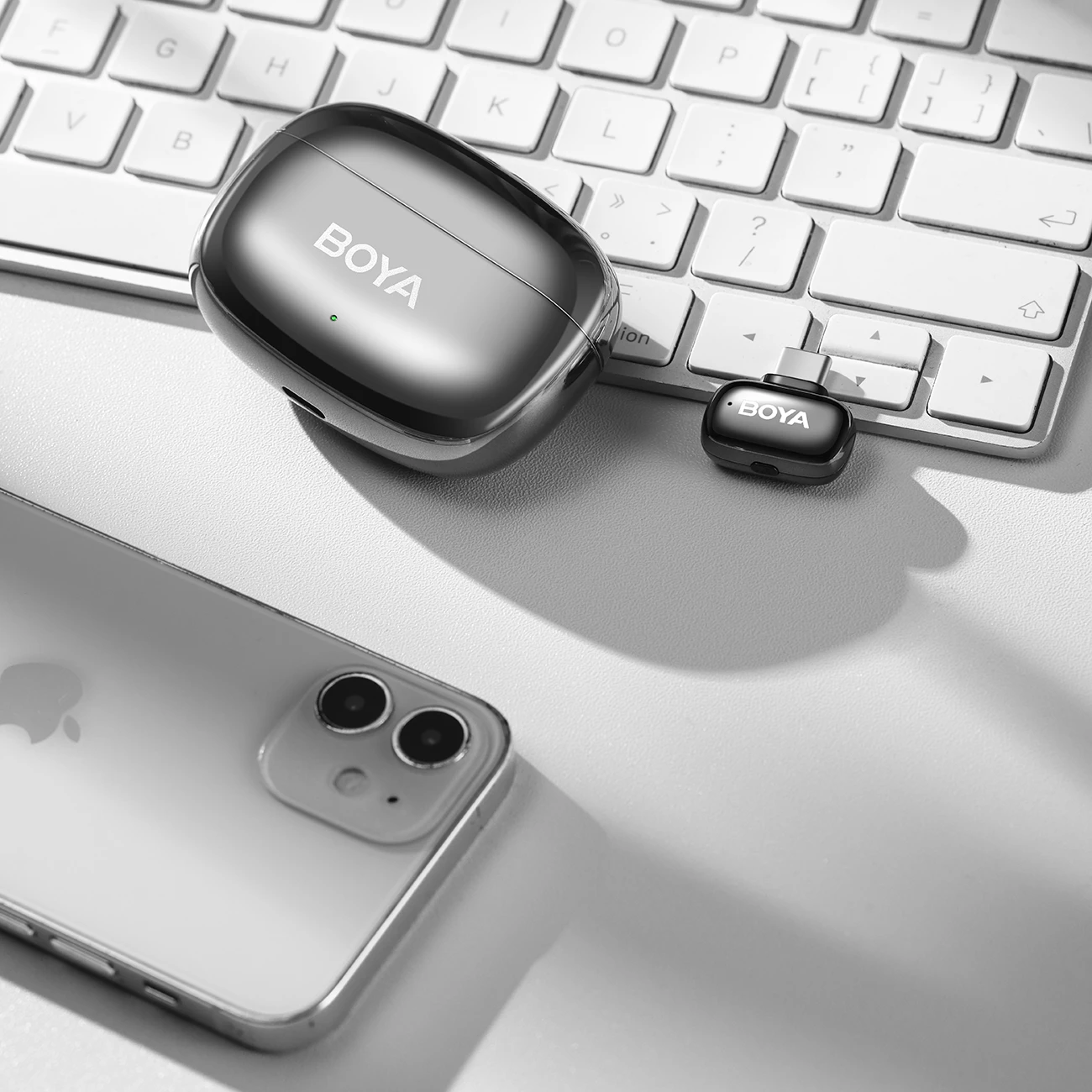 Set mikrofonësh wireless BOYA Mini 2-02 2.4GHz, USB-C, 2 transmetues + marrës, me kasë karikimi, i zi