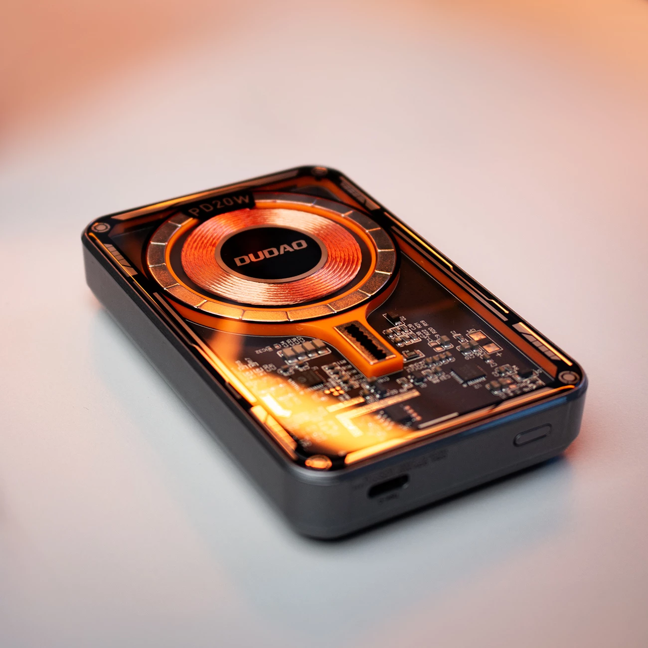 Power bank Dudao TGK1, 10000mAh, MagSafe wireless, 20W, i zi