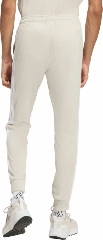 Pantallona meshkuj adidas 3-Stripes Tricot Regular Tapered JY7721, bezhë [Madhësia: L]