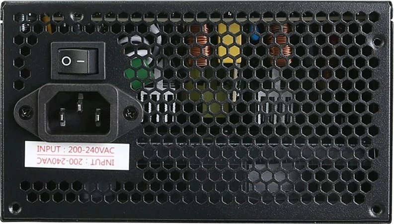 Furnizues energjie Zalman GigaMax III ZM650-GV3 650W 80 Plus Bronze semi-modular ATX 3.0 PCIe 5.0, i zi