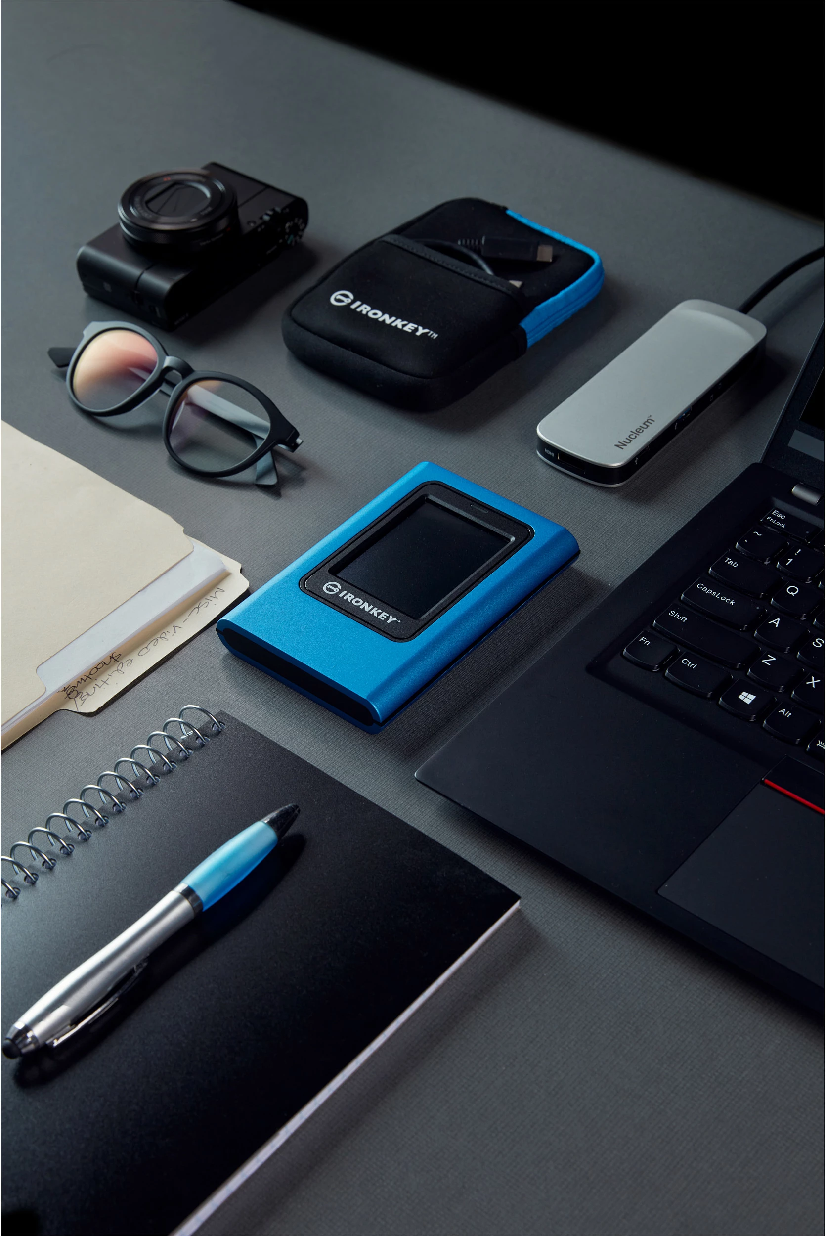 SSD i jashtëm Kingston IronKey Vault Privacy 80, 960GB, USB Type-C, Blu