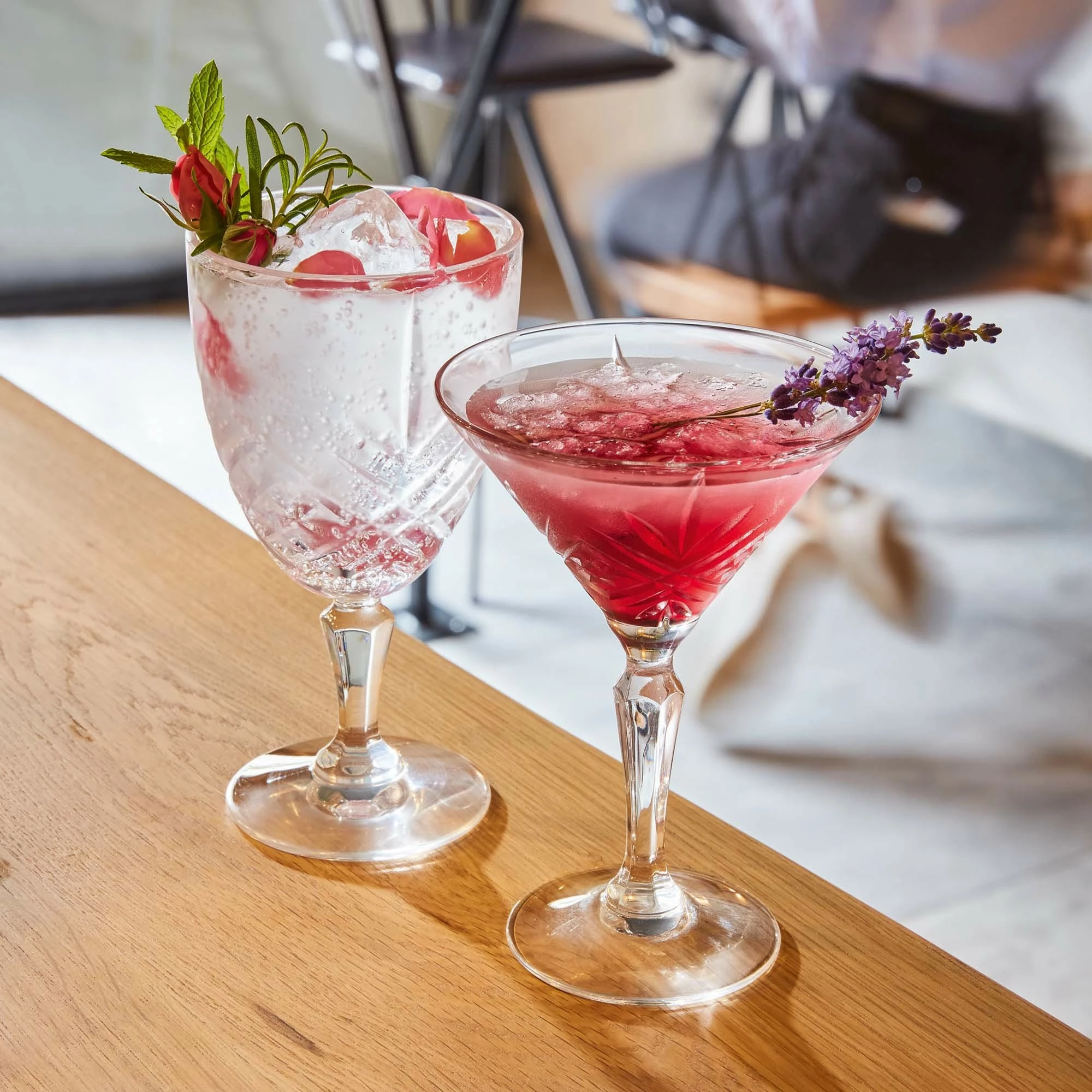 Gotë kokteji me këmbë Arcoroc Broadway 210 ml, transparente, set 6 copë