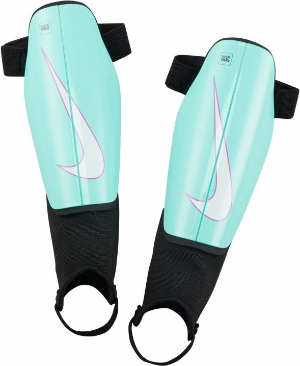 Mbrojtëse për këmbë për futboll Nike Charge DX4610-354 për meshkuj dhe fëmijë, të gjelbërta