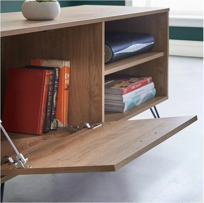 Komodë TV VONHAUS Capri MPN 3000032 120×40×53 cm, ngjyrë lisi