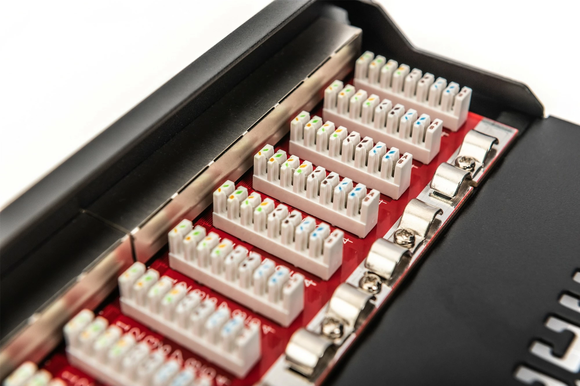 Patch panel Digitus Cat.6A 12-portë, 10", i zi