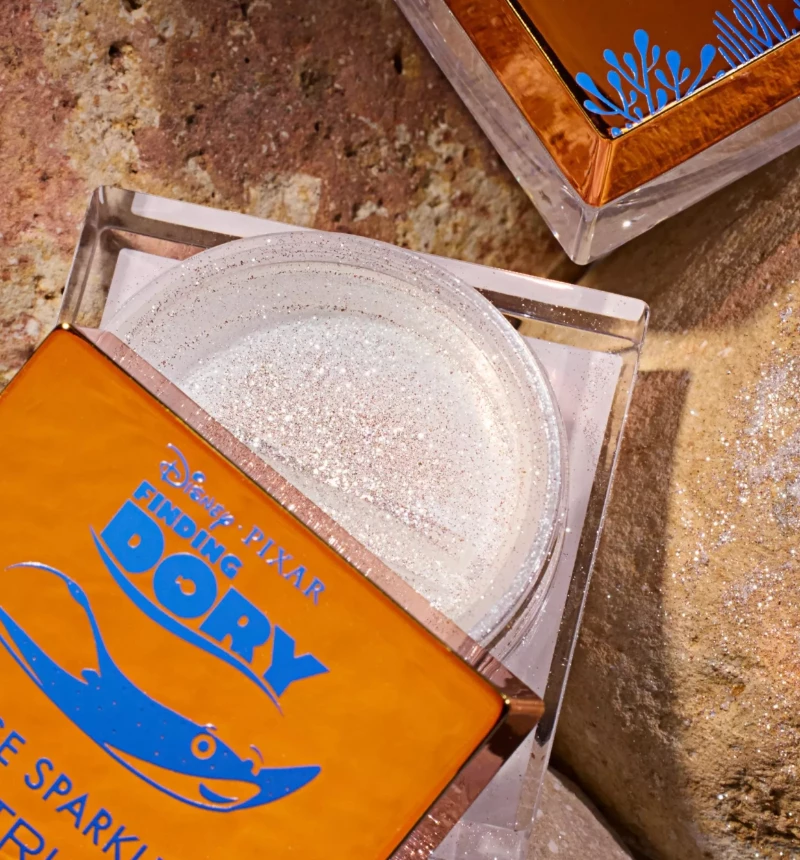 Highlighter pluhur Catrice Disney Pixar Finding Dory Multi-Use Sparkle Dust, 4 g